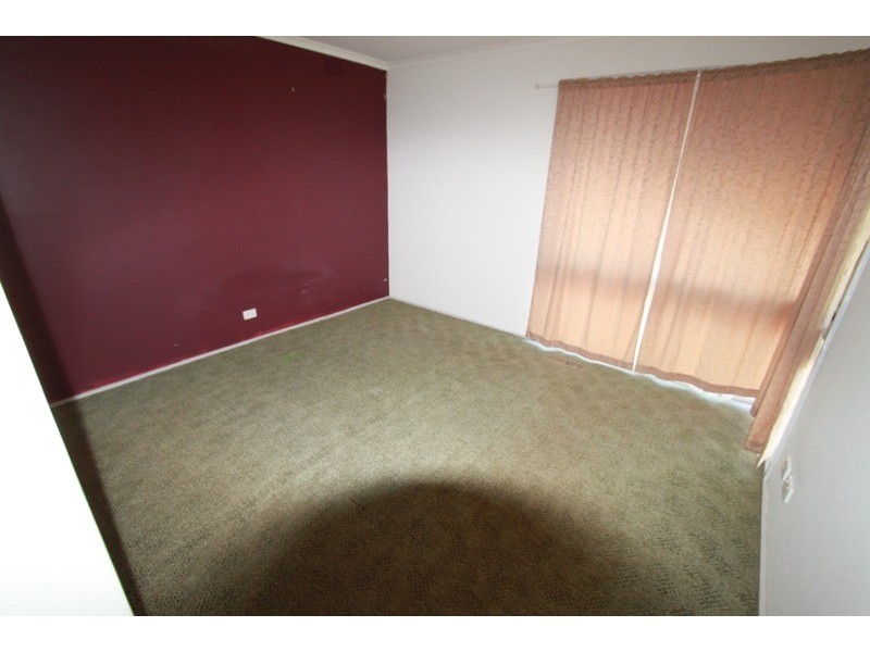 30 Riddle Drive, Melton VIC 3337