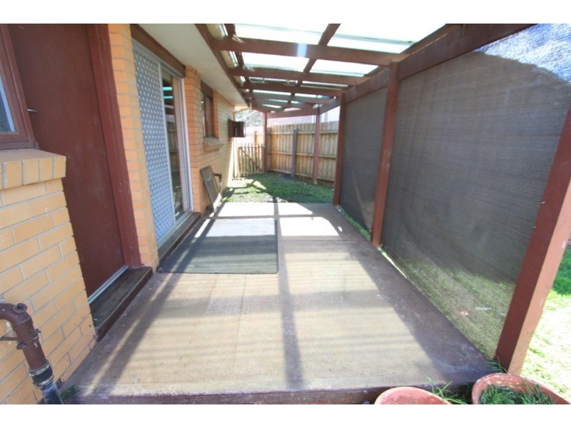 30 Riddle Drive, Melton VIC 3337