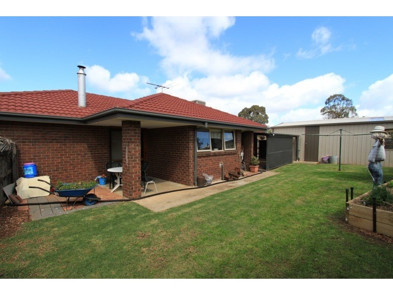 21  Argyll  Circuit, Melton West VIC 3337