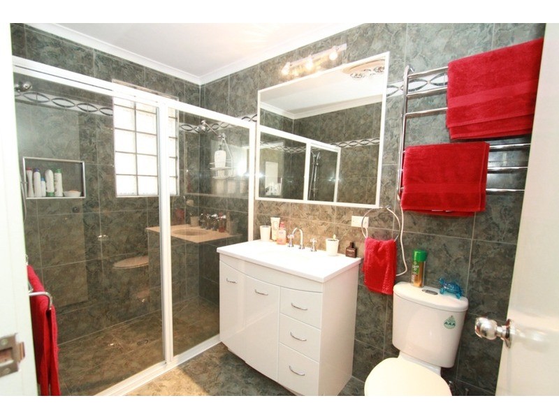 457 High  Street, Melton VIC 3337