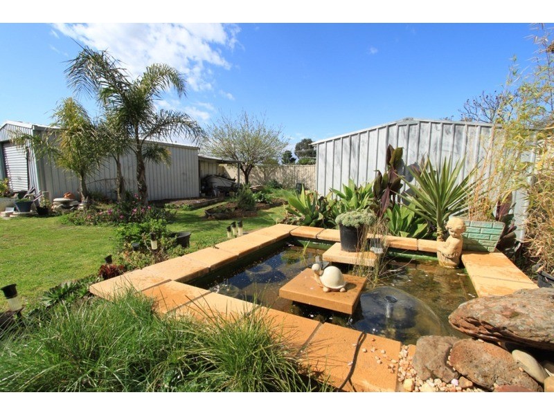 457 High  Street, Melton VIC 3337