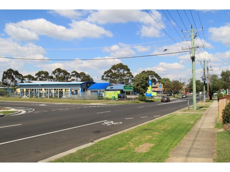 457 High  Street, Melton VIC 3337