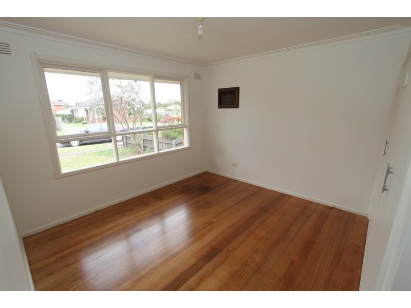 4 Sirdar Street, Melton VIC 3337