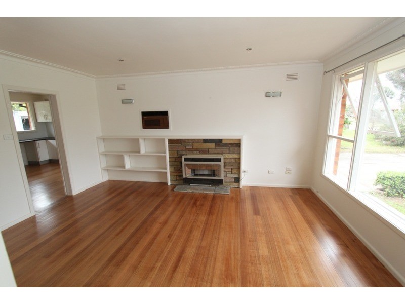 4 Sirdar Street, Melton VIC 3337