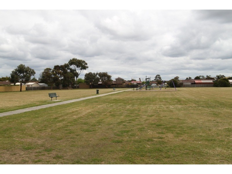 4 Sirdar Street, Melton VIC 3337