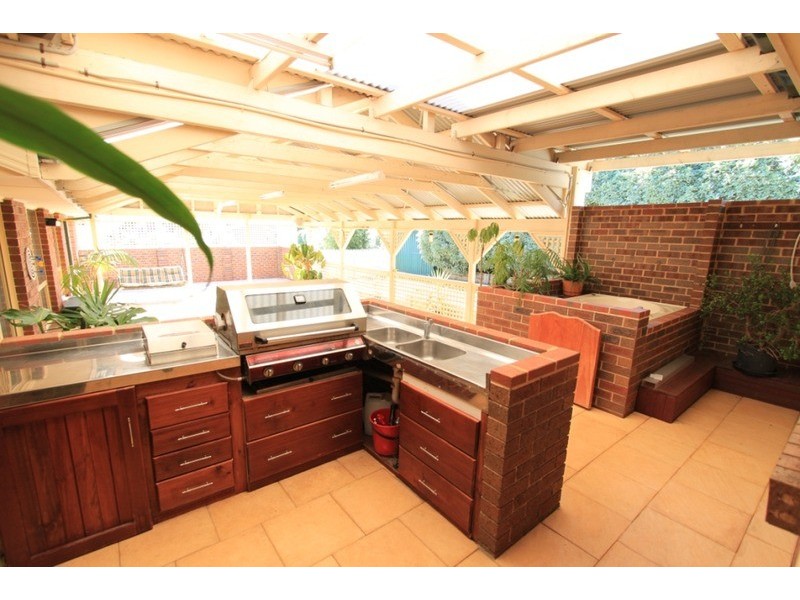 3 Hamilton  Court, Bacchus Marsh VIC 3340