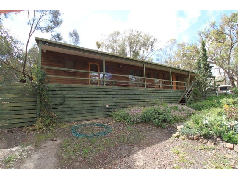 94 Hjorths Road, Toolern Vale VIC 3337