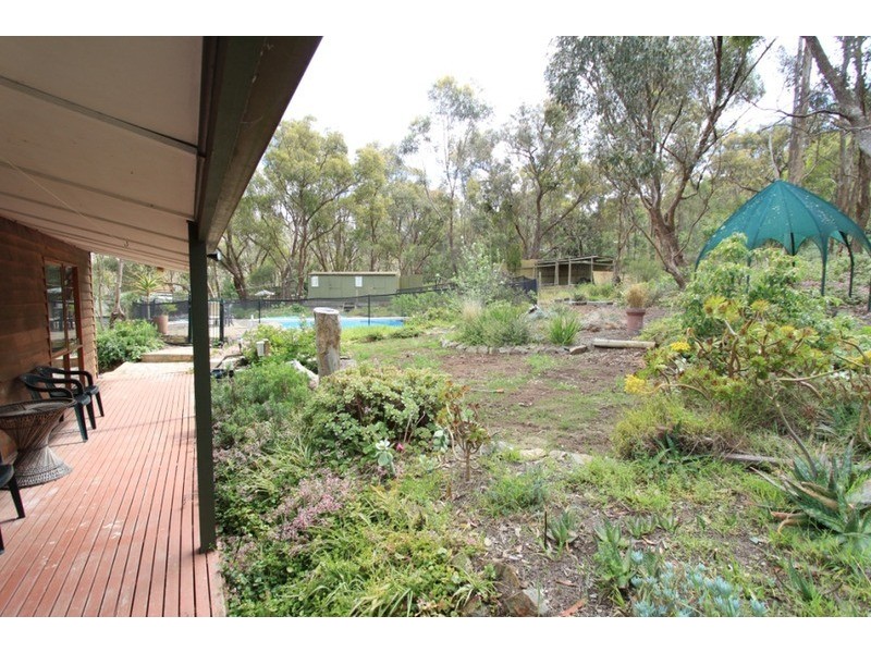 94 Hjorths Road, Toolern Vale VIC 3337