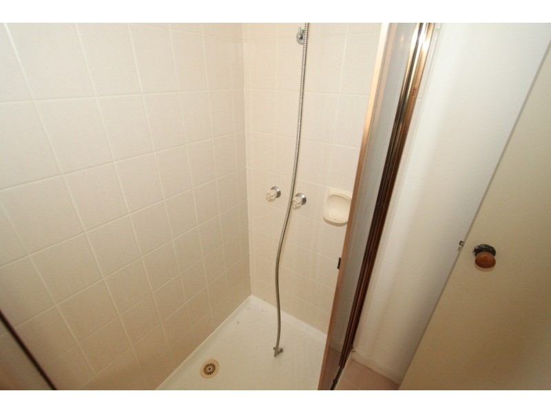 7 Walton Street, Melton South VIC 3338