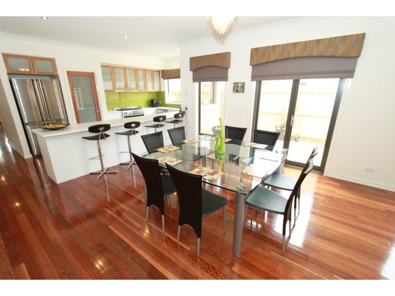 18 Creswick Avenue, Eynesbury VIC 3338