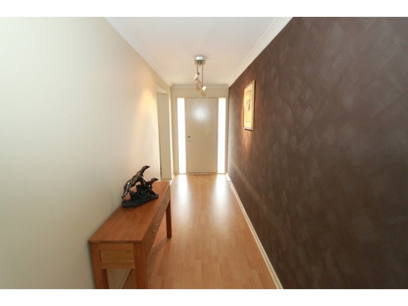 9 Nightmarch Place, Kurunjang VIC 3337