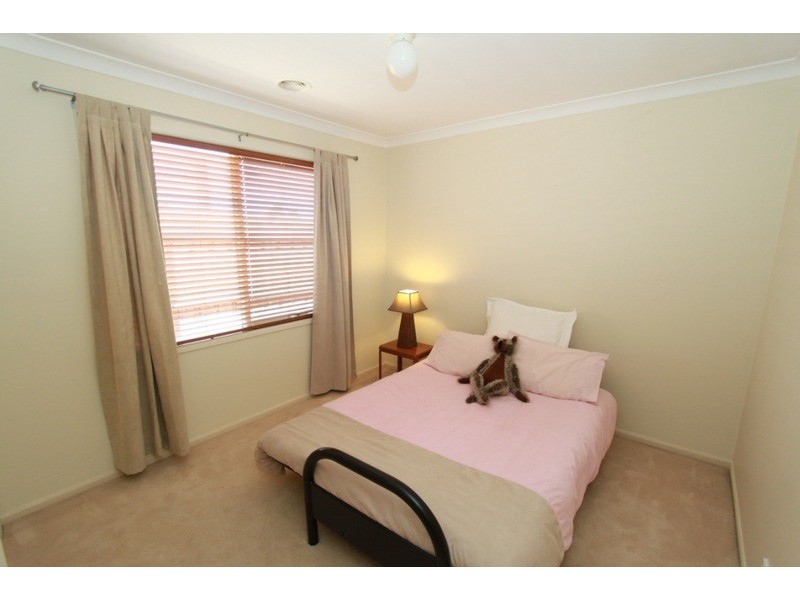 9 Nightmarch Place, Kurunjang VIC 3337