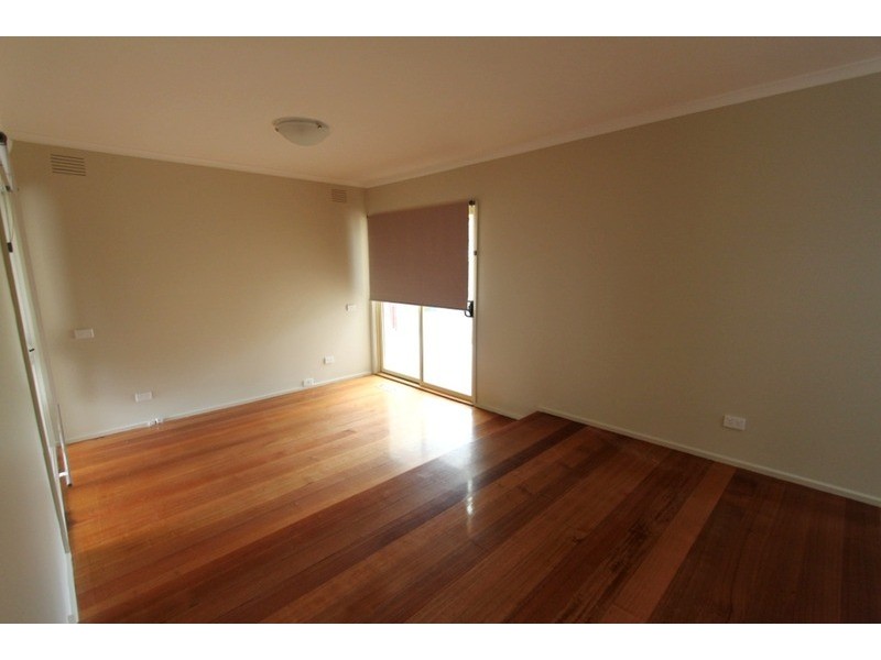 12 Edinburgh Court, Melton West VIC 3337