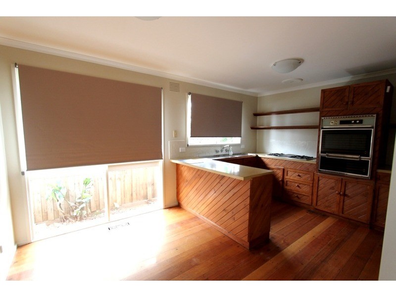 12 Edinburgh Court, Melton West VIC 3337