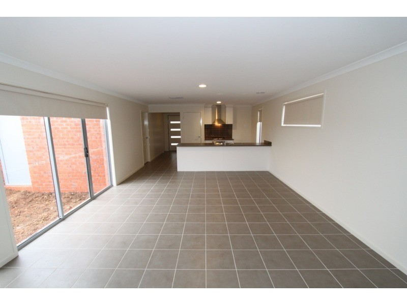 15 Triandra Place, Brookfield VIC 3338