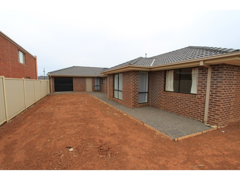 22 Tawriffic Street, Kurunjang VIC 3337
