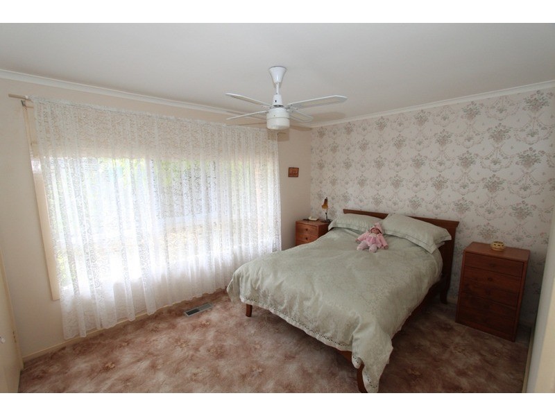 8 Mason Court, Melton VIC 3337