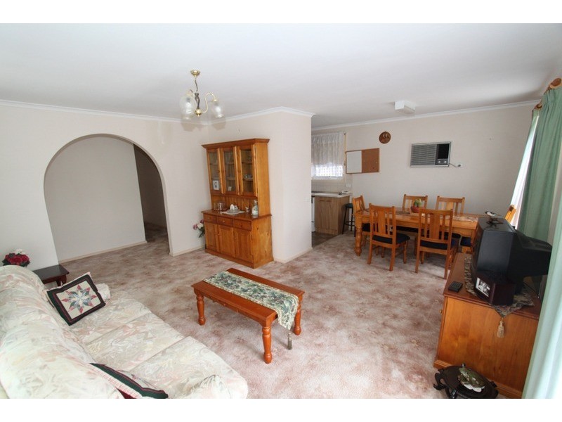 8 Mason Court, Melton VIC 3337