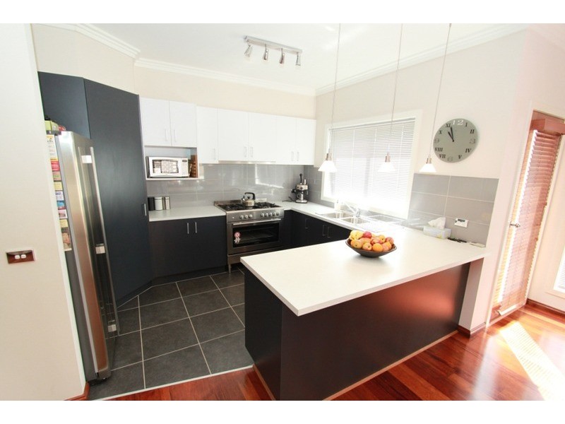 12 Bunya Drive, Brookfield VIC 3338