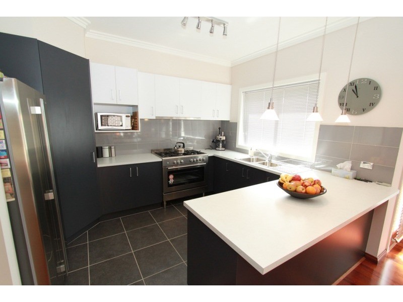 12 Bunya Drive, Brookfield VIC 3338