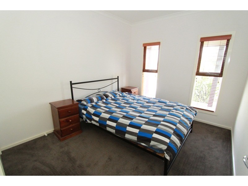 12 Bunya Drive, Brookfield VIC 3338