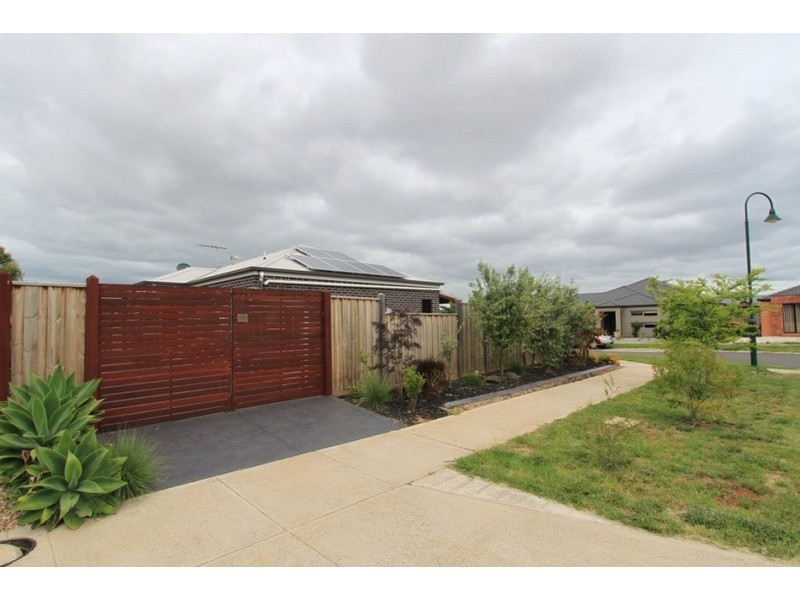 12 Bunya Drive, Brookfield VIC 3338