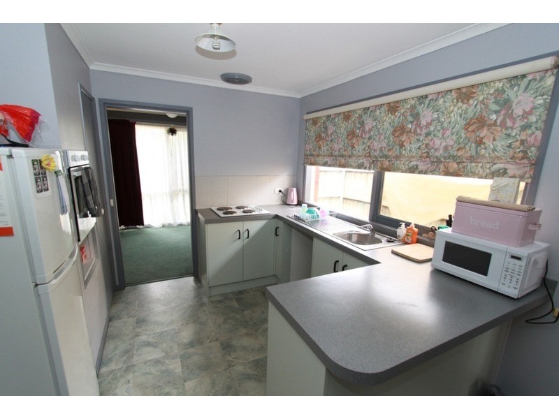 52 Walsingham Crescent, Kurunjang VIC 3337