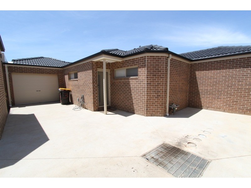 3/18 Marlo Drive, Melton West VIC 3337