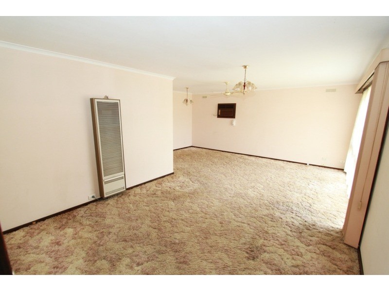 67 Blamey  Drive, Melton South VIC 3338