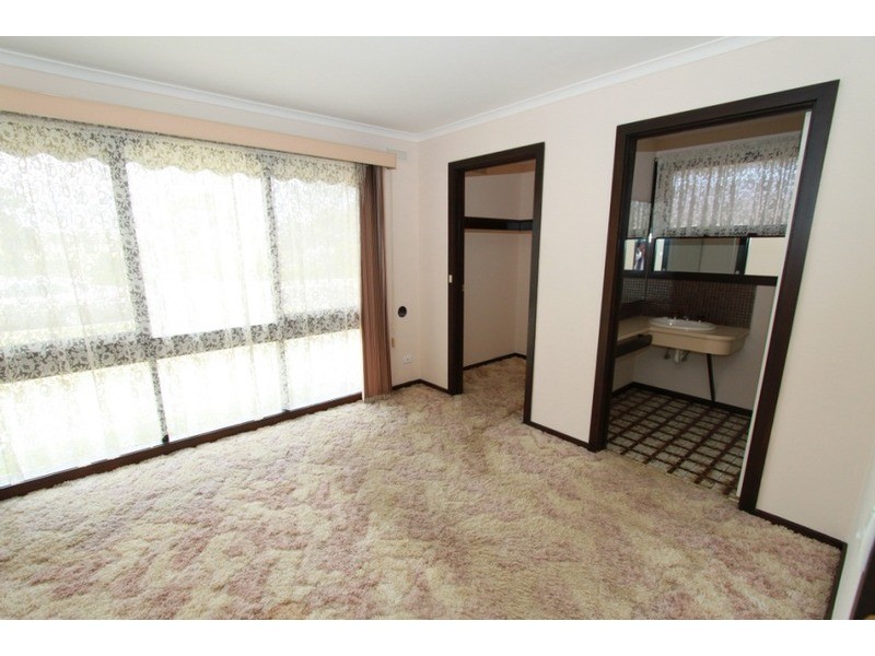 67 Blamey  Drive, Melton South VIC 3338