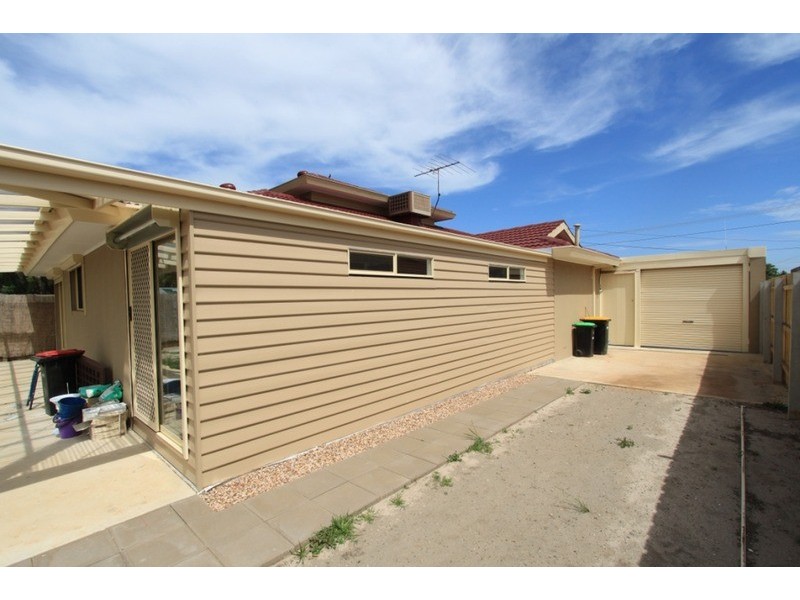 79 Childs  Street, Melton South VIC 3338