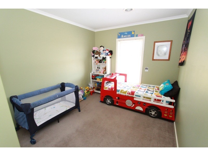 5/51-55 Tullidge  Street, Melton VIC 3337