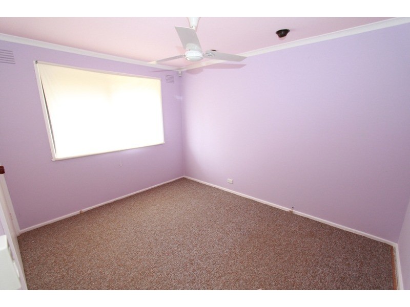 6 Dingley Place, Melton West VIC 3337