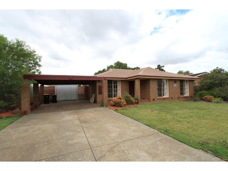 10 Lincoln  Way, Melton West VIC 3337