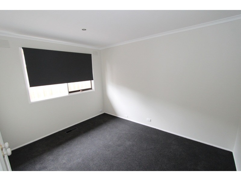 10 Lincoln  Way, Melton West VIC 3337