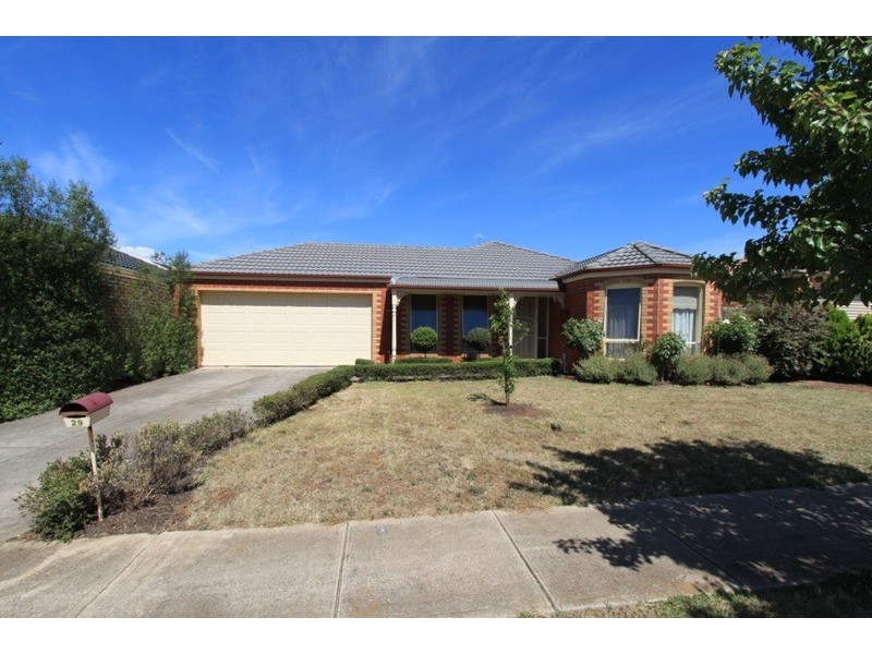 29 Southdean Avenue, Melton West VIC 3337
