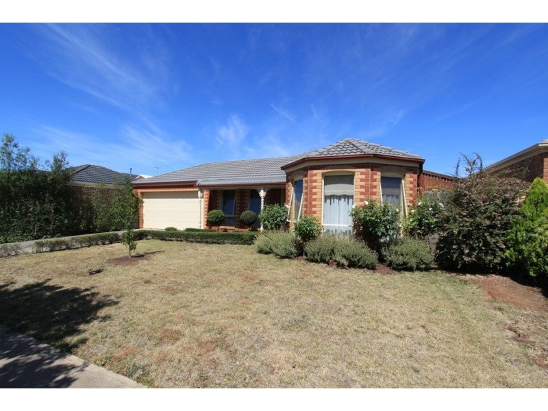 29 Southdean Avenue, Melton West VIC 3337