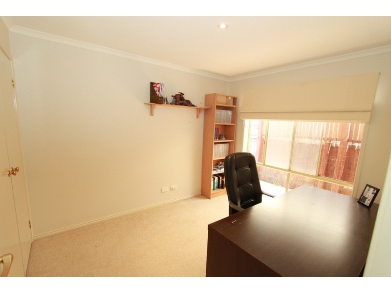 29 Southdean Avenue, Melton West VIC 3337