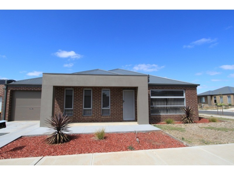 91 Longtree Drive, Melton West VIC 3337