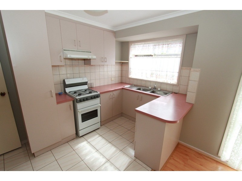 26/35 Wickham Street, Melton South VIC 3338