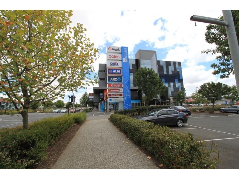 31 Boathouse Drive, Caroline Springs VIC 3023