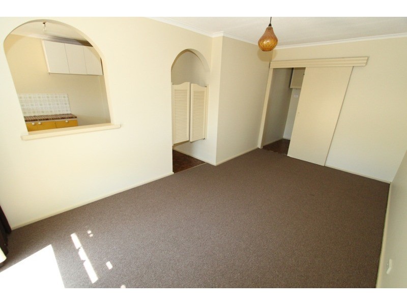 2 Ramona Place, Melton West VIC 3337