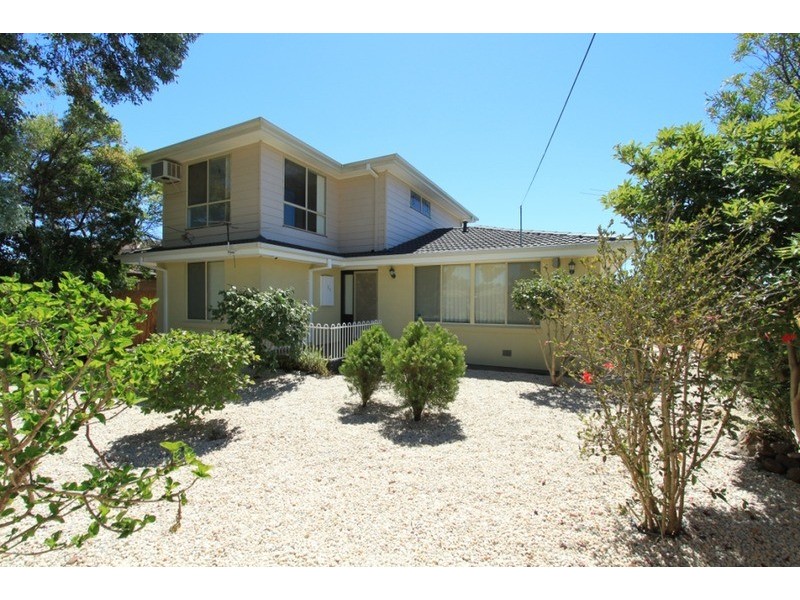 23 Mitchell Road, Melton South VIC 3338