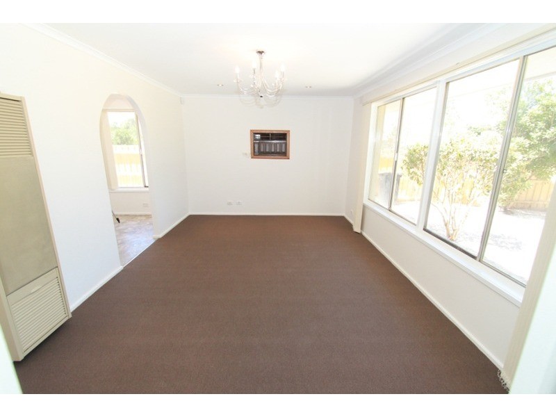 23 Mitchell Road, Melton South VIC 3338