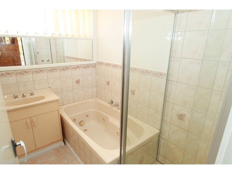 23 Mitchell Road, Melton South VIC 3338