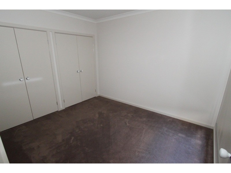 6/21-29 Lakewood  Boulevard, Melton VIC 3337