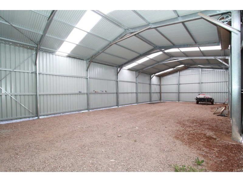 35 Finchs  Road, Melton VIC 3337