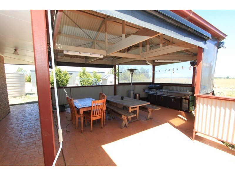 35 Finchs  Road, Melton VIC 3337