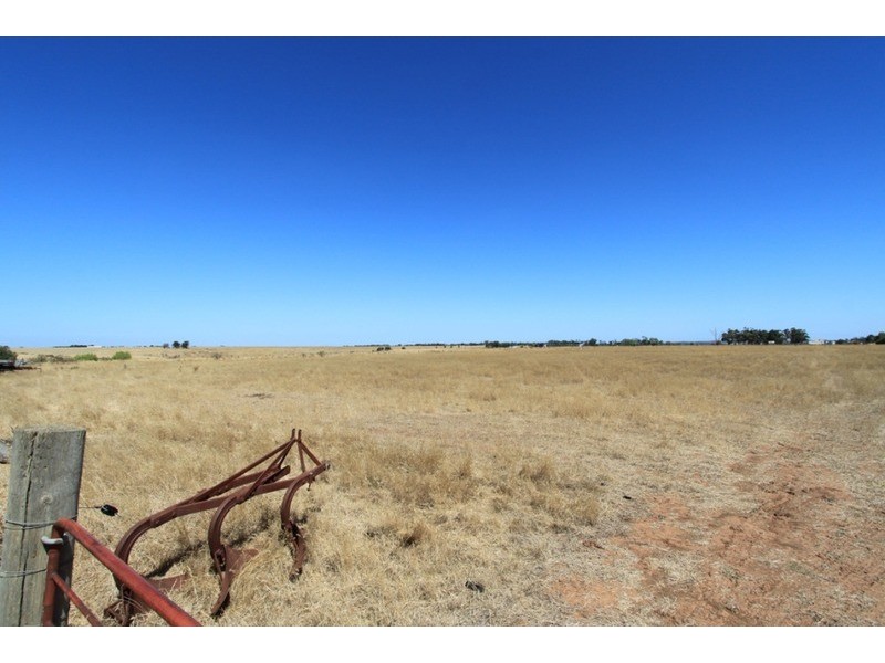 35 Finchs  Road, Melton VIC 3337