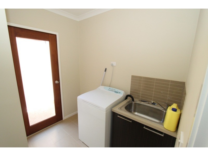 30 Viscosa Road, Brookfield VIC 3338